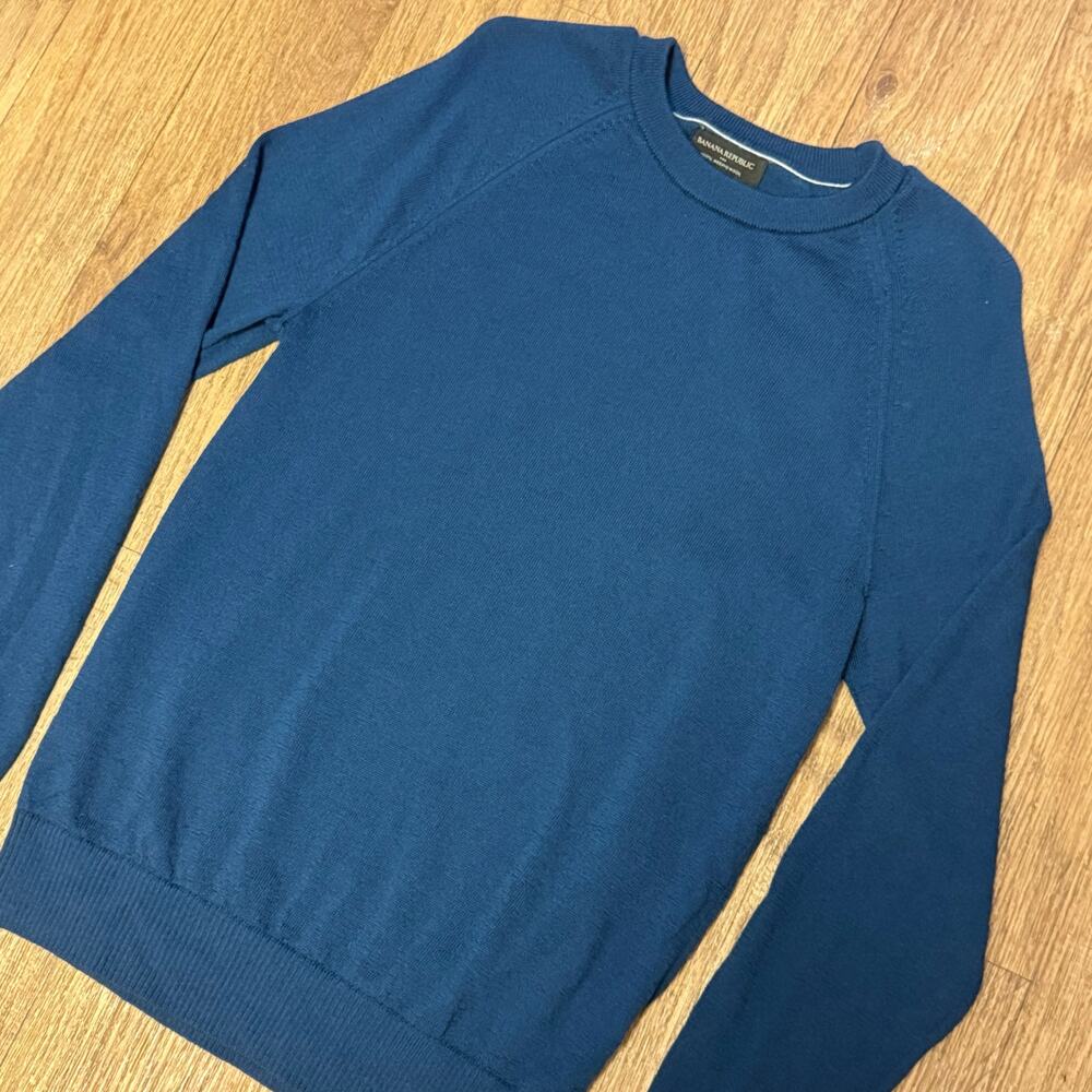 Banana Republic Men’s Blue Merino Wool Crewneck Sweater Size Small